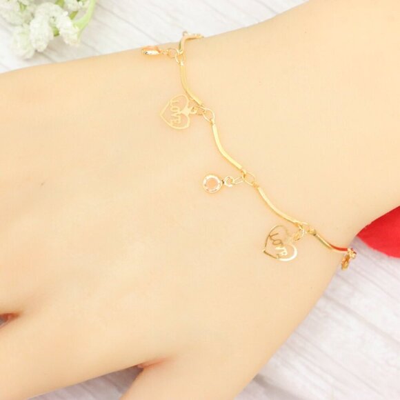 "Trendy Handmade Bracelet – A Thoughtful Gift for Girls & Women | UNVRC1005 - Picture 4 of 10